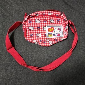 Hello Kitty gingham purse